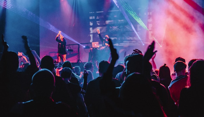 悟空体育铁粉聚集地社区球迷互动交流场景